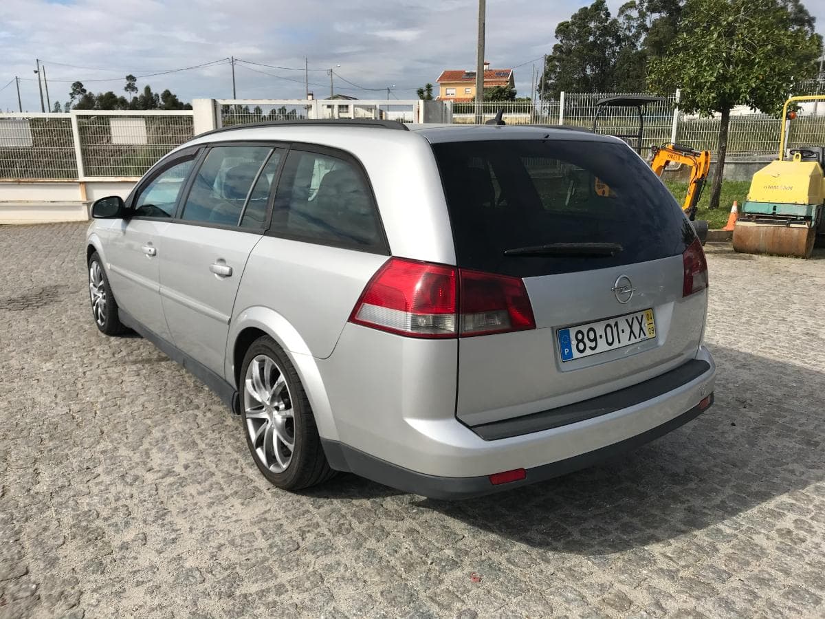 Opel Vectra 1.9 CDTI · Ano 2004 — imagem 4