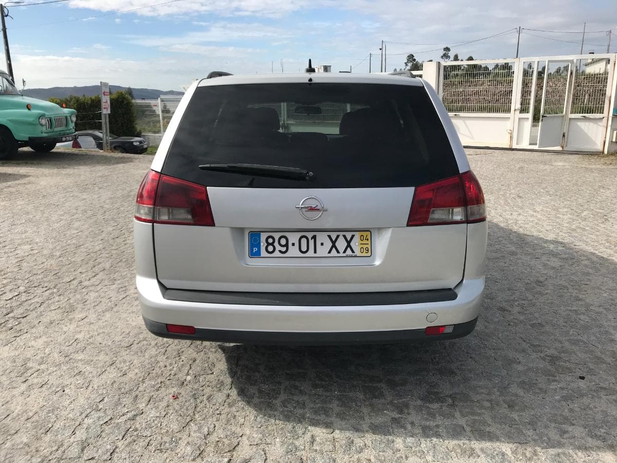 Opel Vectra 1.9 CDTI · Ano 2004 — imagem 5