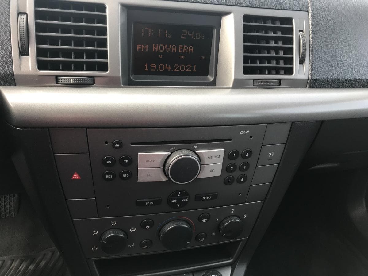 Opel Vectra 1.9 CDTI · Ano 2004 — imagem 18