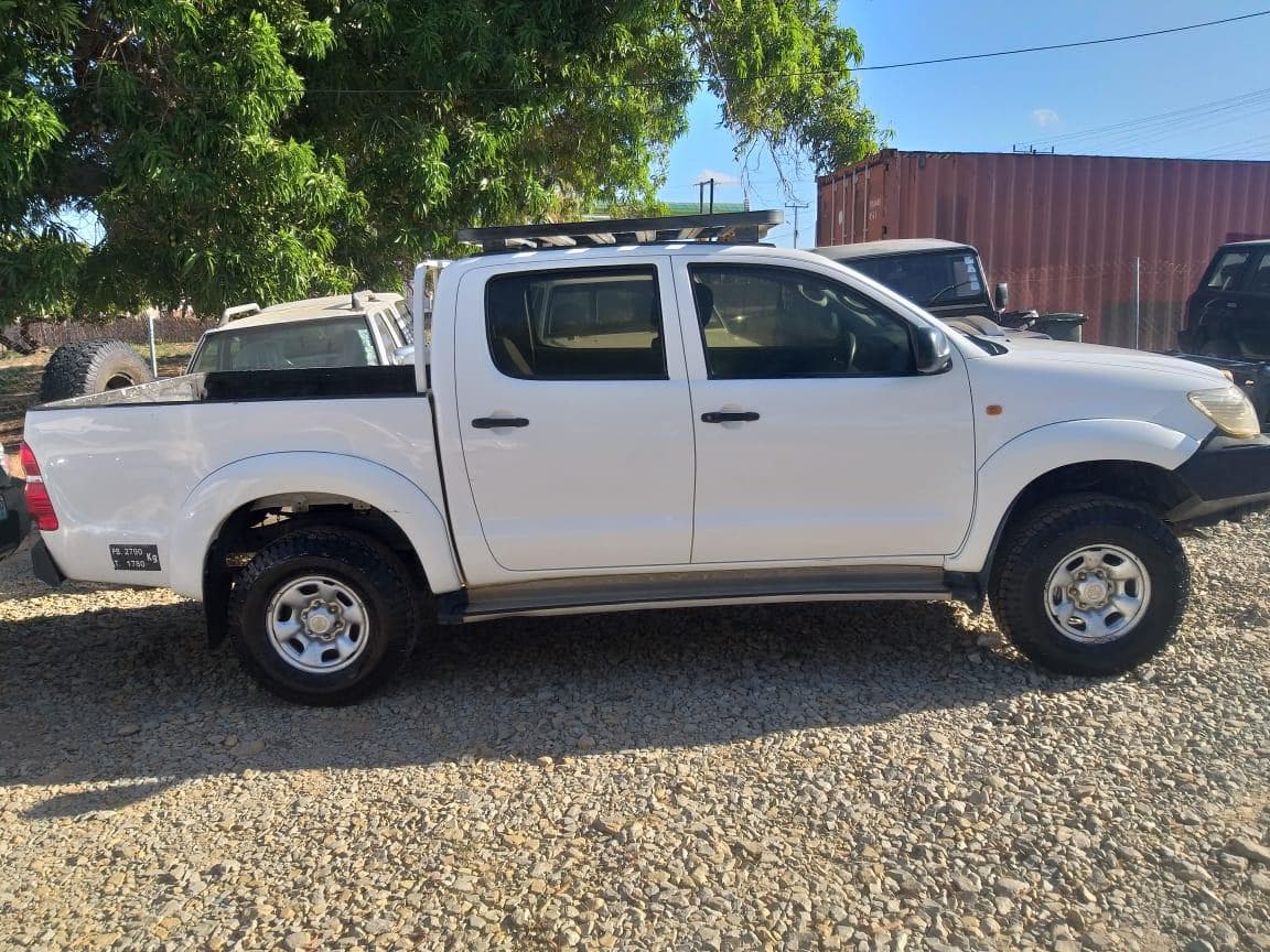 Toyota Hilux · — imagen 2