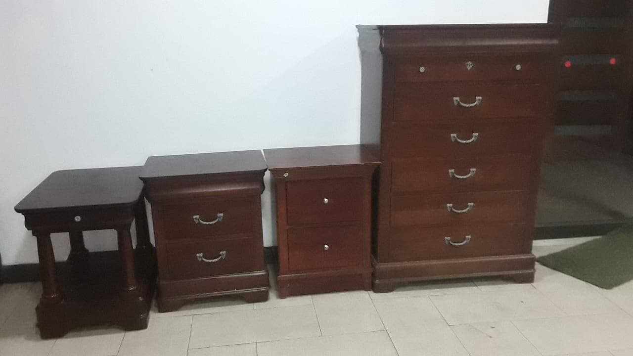 Mobília de lar ·