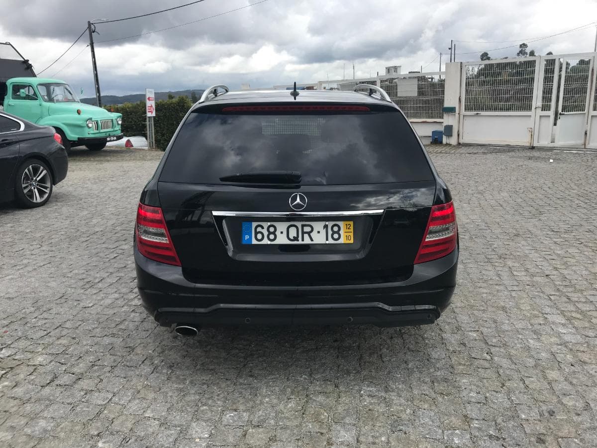 Mercedes-Benz C250 CDI · Ano 2012 — image 5