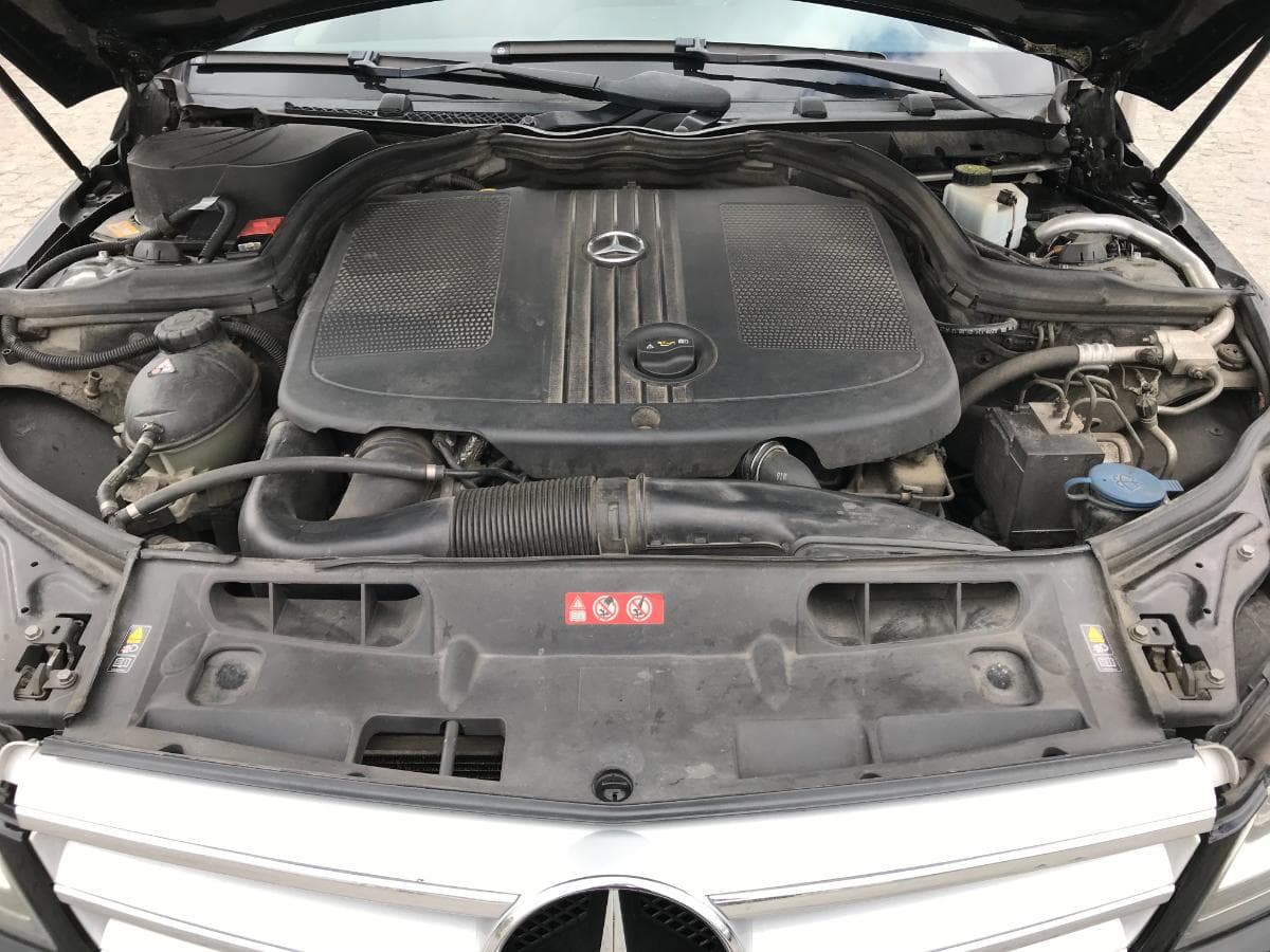 Mercedes-Benz C250 CDI · Ano 2012 — image 13