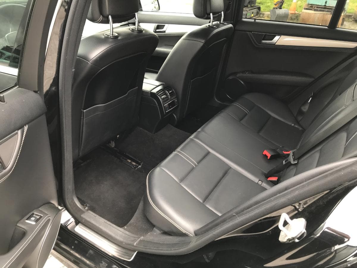 Mercedes-Benz C250 CDI · Ano 2012 — image 19