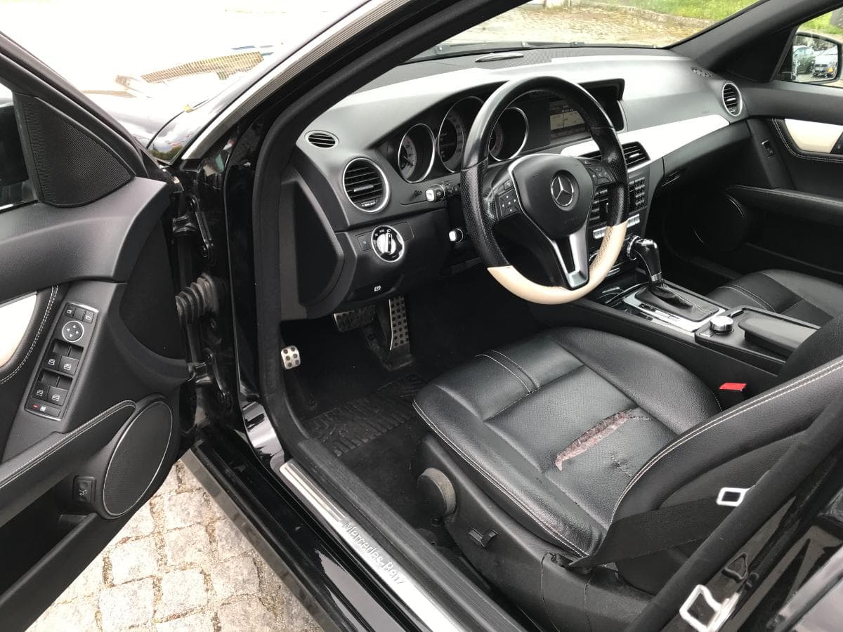 Mercedes-Benz C250 CDI · Ano 2012 — image 15