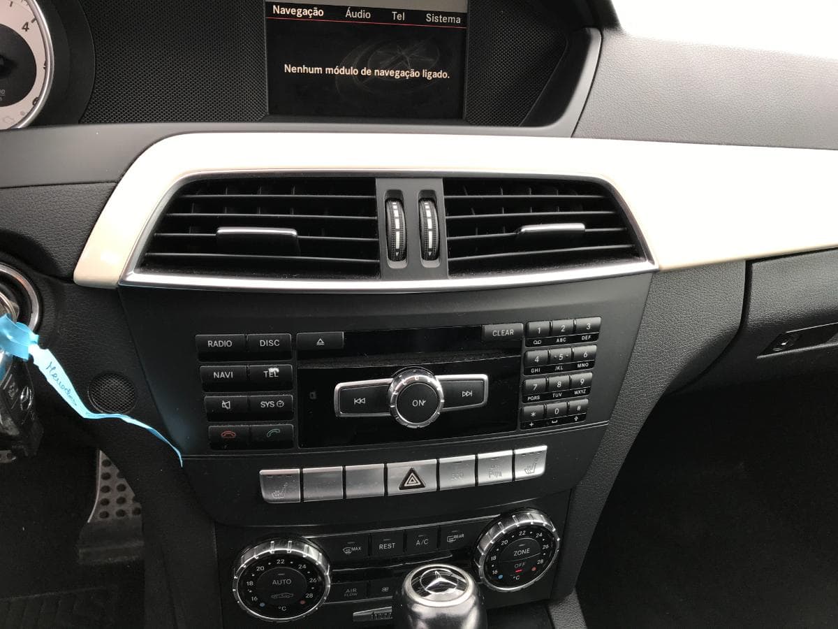 Mercedes-Benz C250 CDI · Ano 2012 — image 22