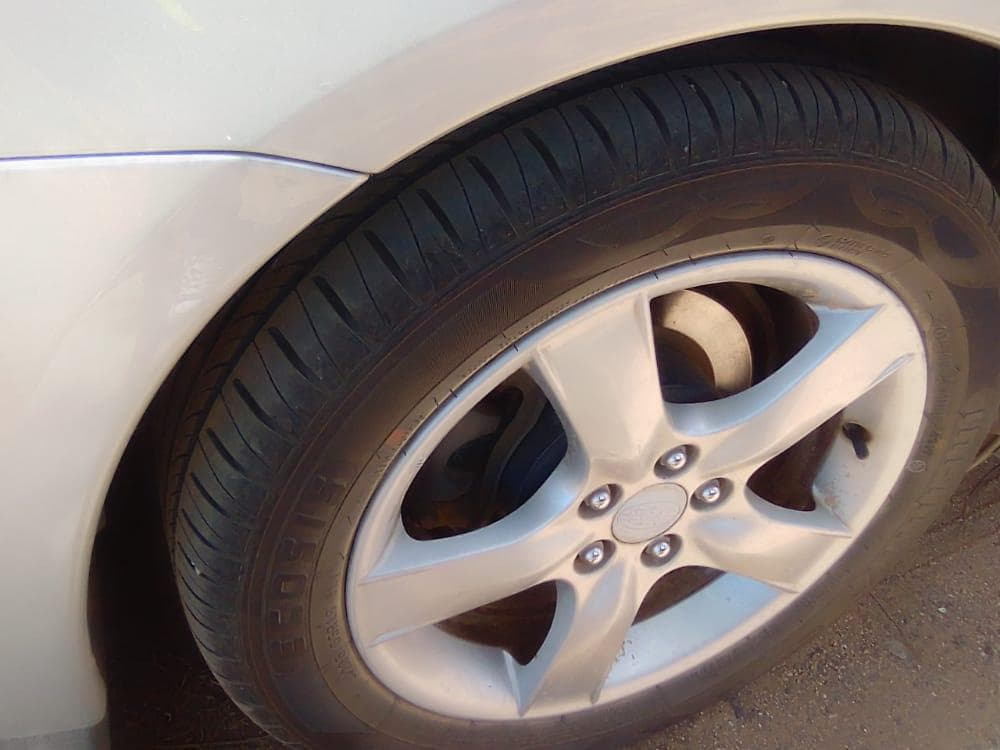 Subaru Legacy · — imagem 11