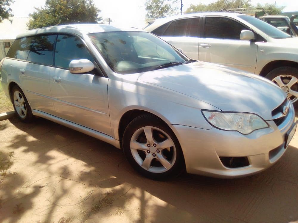 Subaru Legacy · — imagem 2
