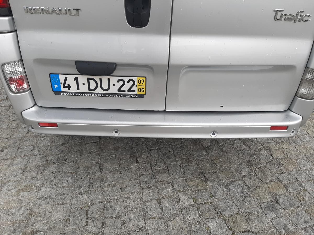 Renault Trafic 2.0 DCI · Ano 2007 — image 8