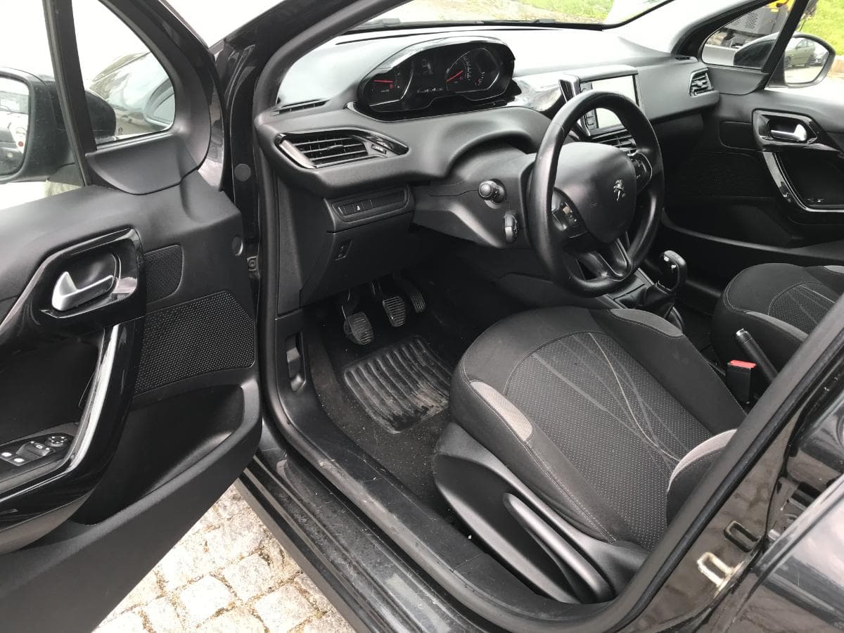 Peugeot 208 1.4 HDI · Ano 2012 — imagen 16