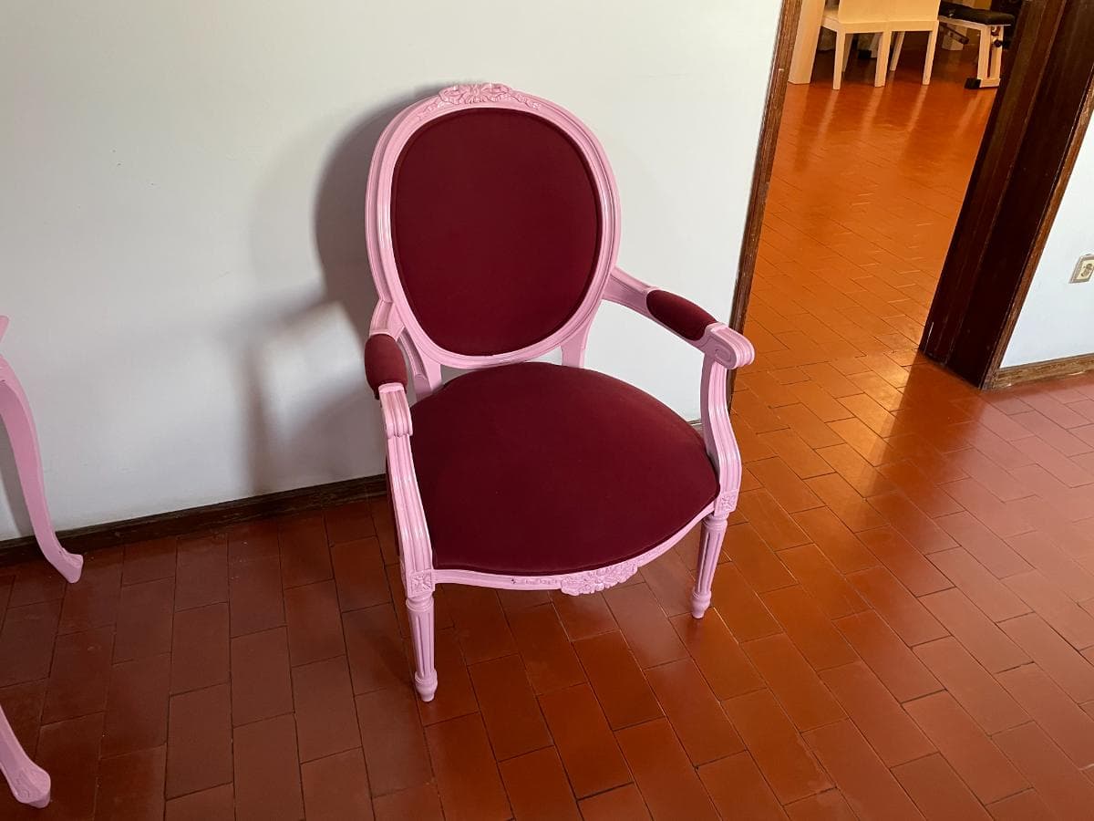 Mobiliario y decoración — imagen 1