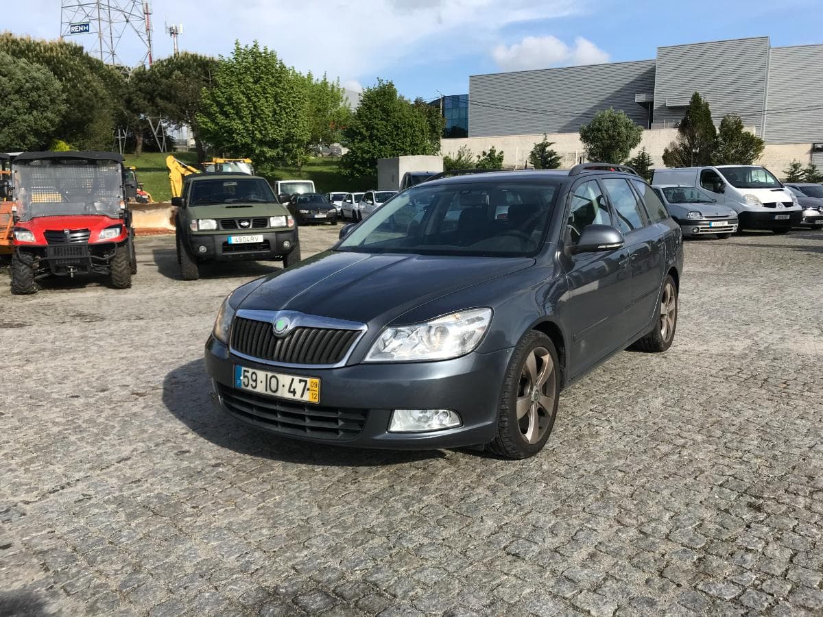 Skoda Octávia 1.6 TDI · Ano 2009 — imagen 3