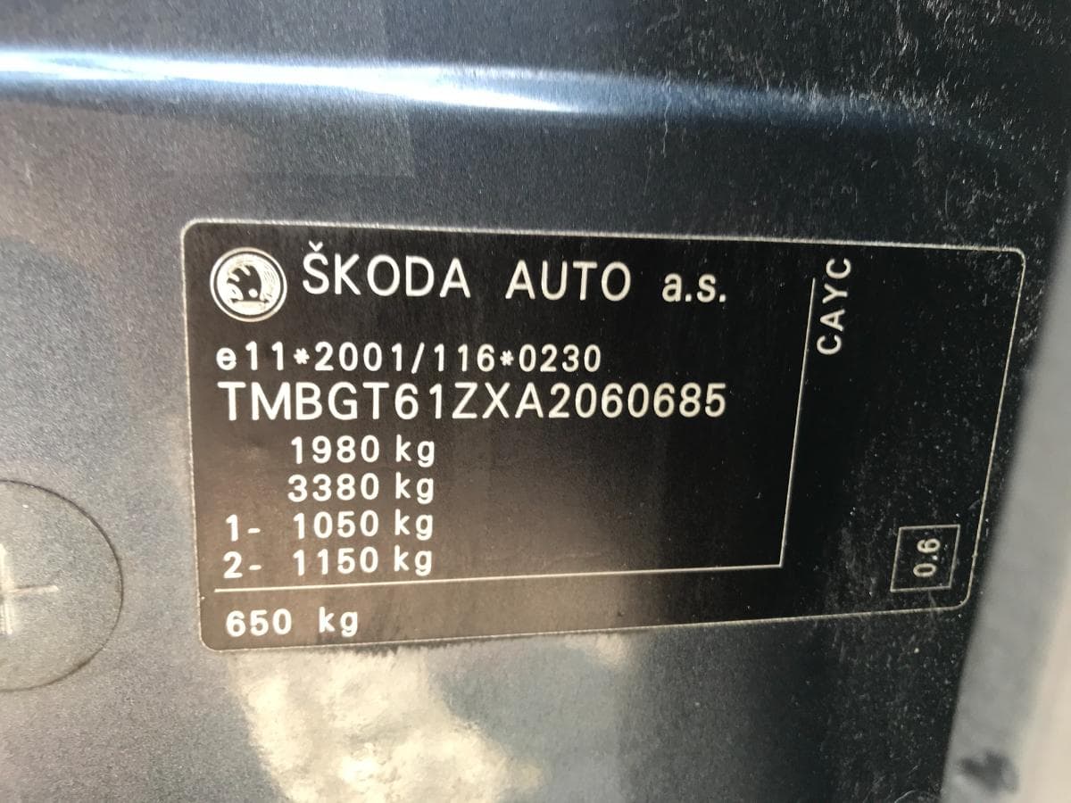 Skoda Octávia 1.6 TDI · Ano 2009 — imagen 12