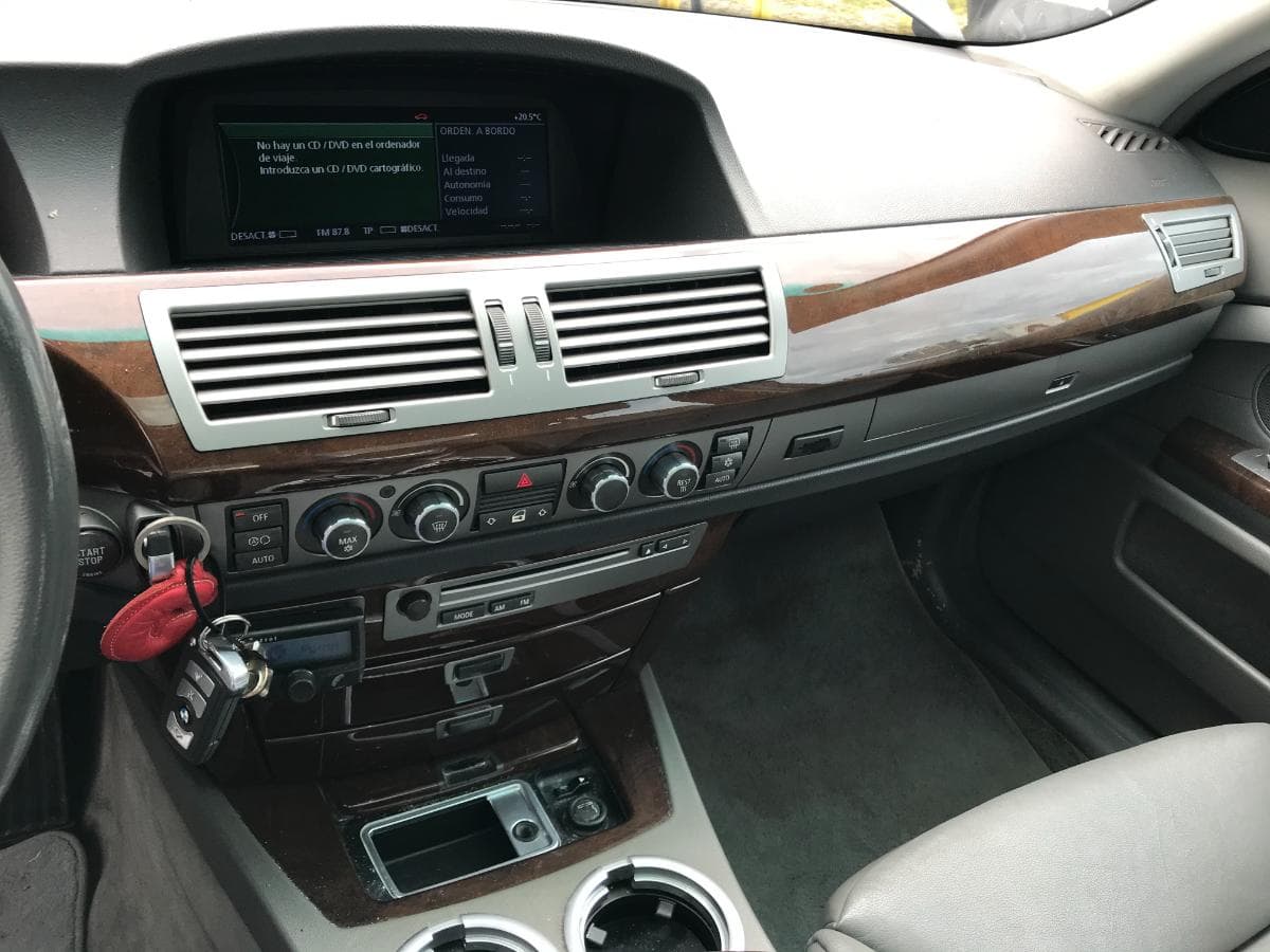 BMW 730 D — imagen 25