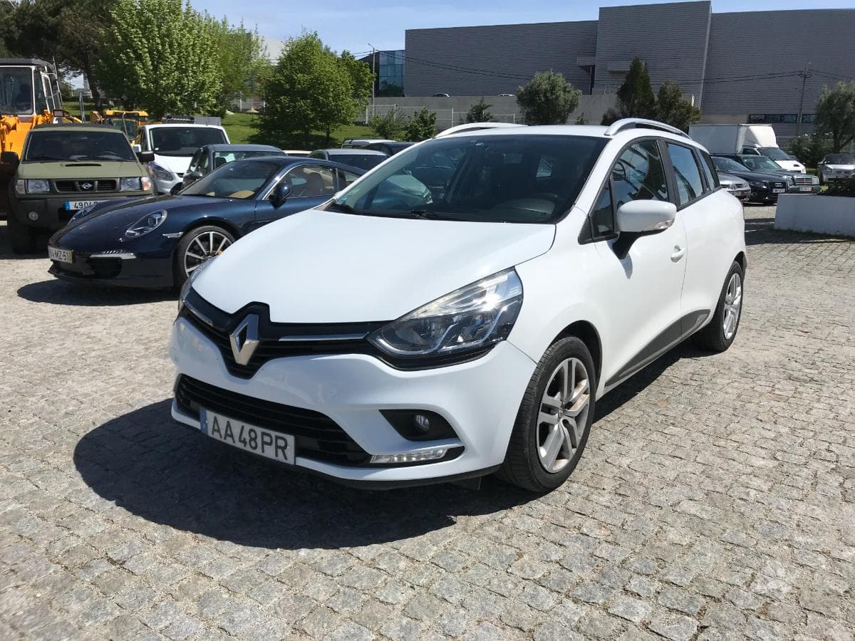 Renault Clio · Ano 2016 — imagen 3