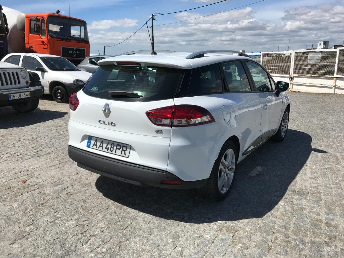 Renault Clio · Ano 2016 — imagen 4