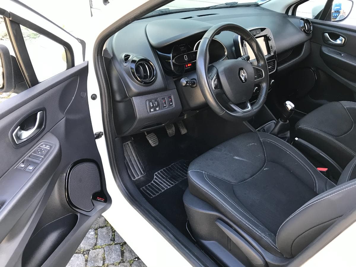 Renault Clio · Ano 2016 — imagen 13