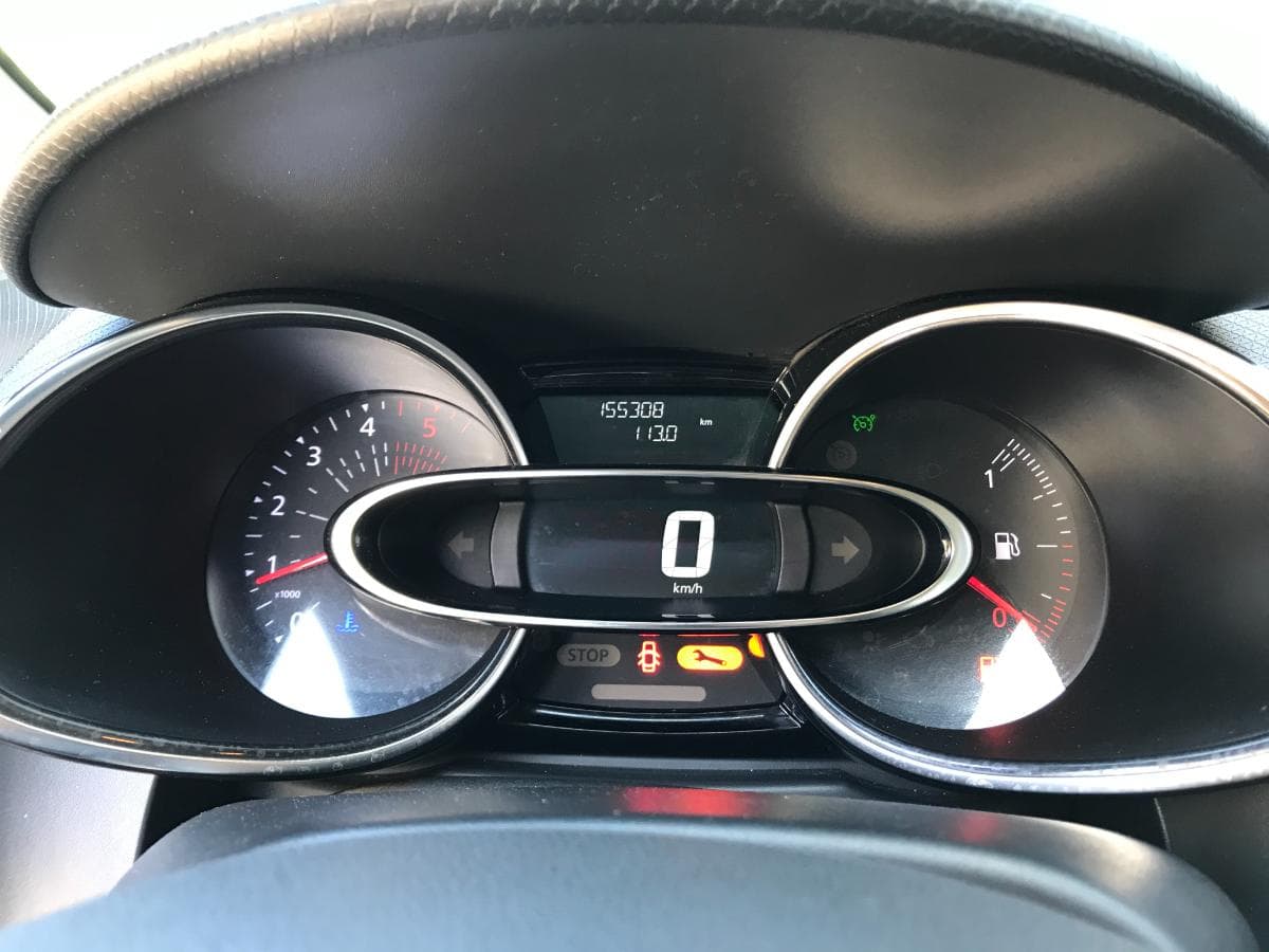 Renault Clio · Ano 2016 — imagen 23