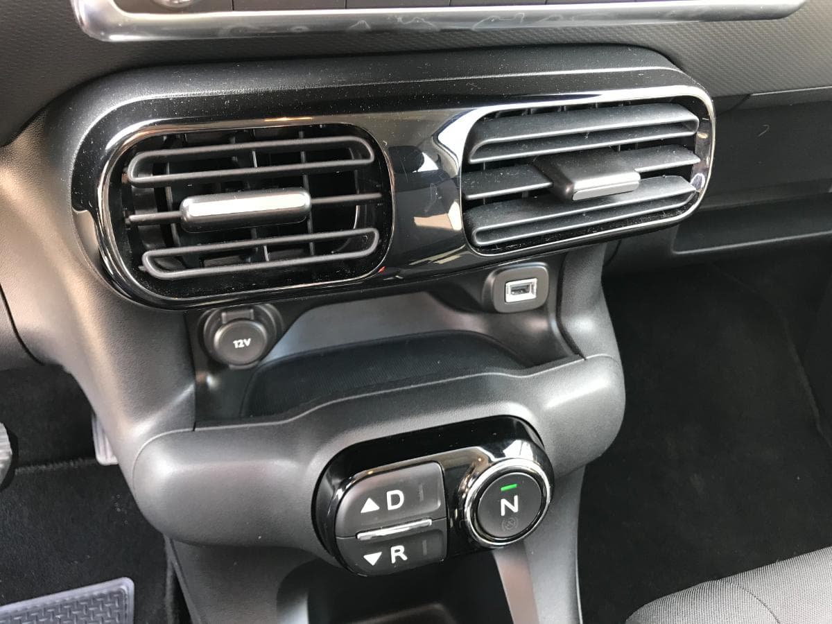 Citroën C4 Cactus 1.6 BlueHDI · Ano 2016 — imagem 20
