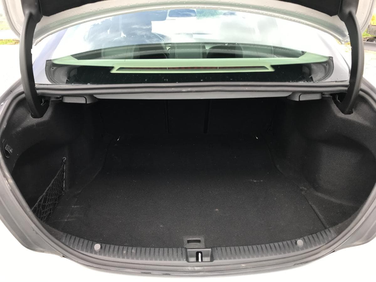 Mercedes-Benz C220 · Ano 2014 — imagem 12