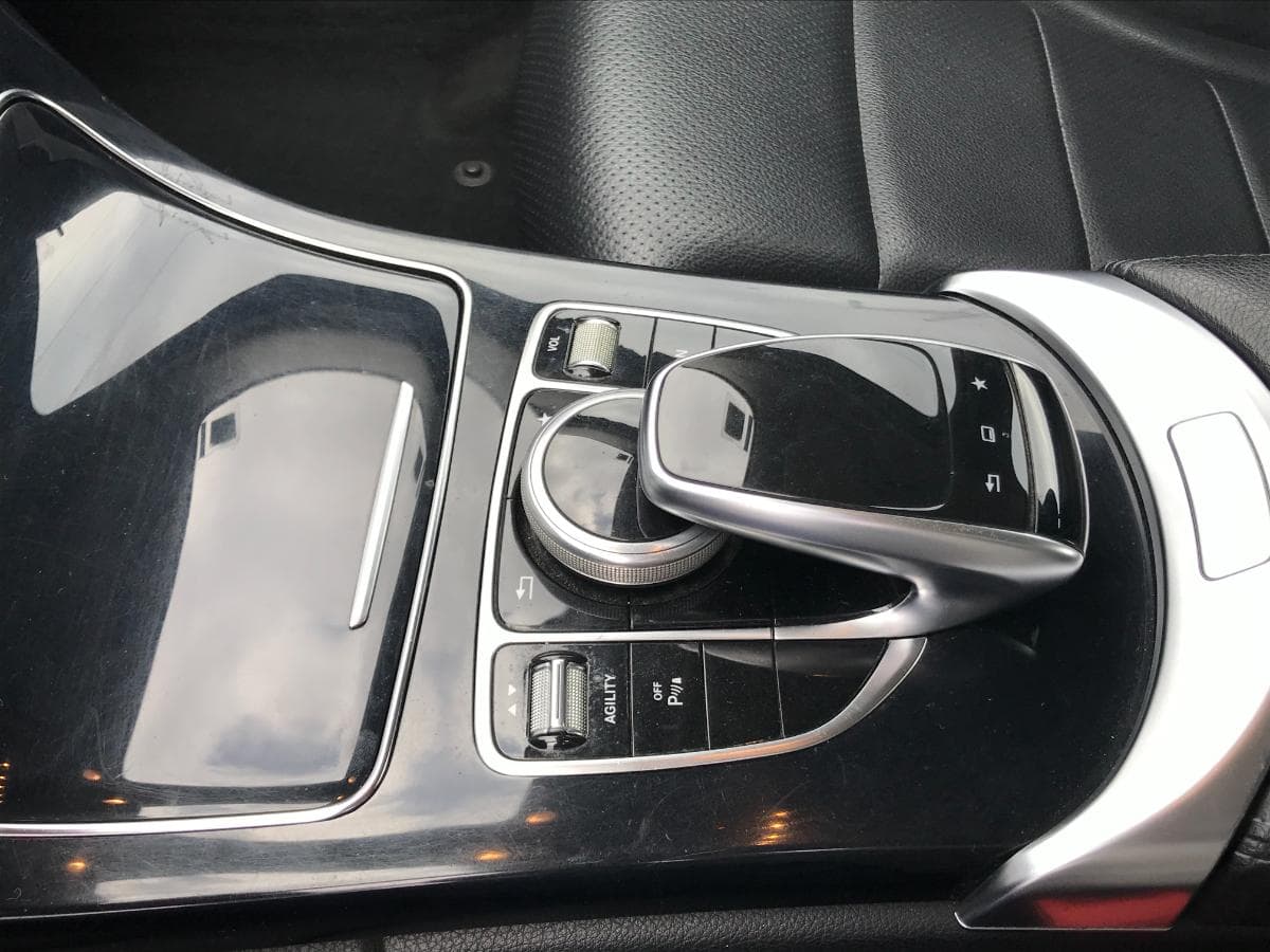 Mercedes-Benz C220 · Ano 2014 — imagem 16