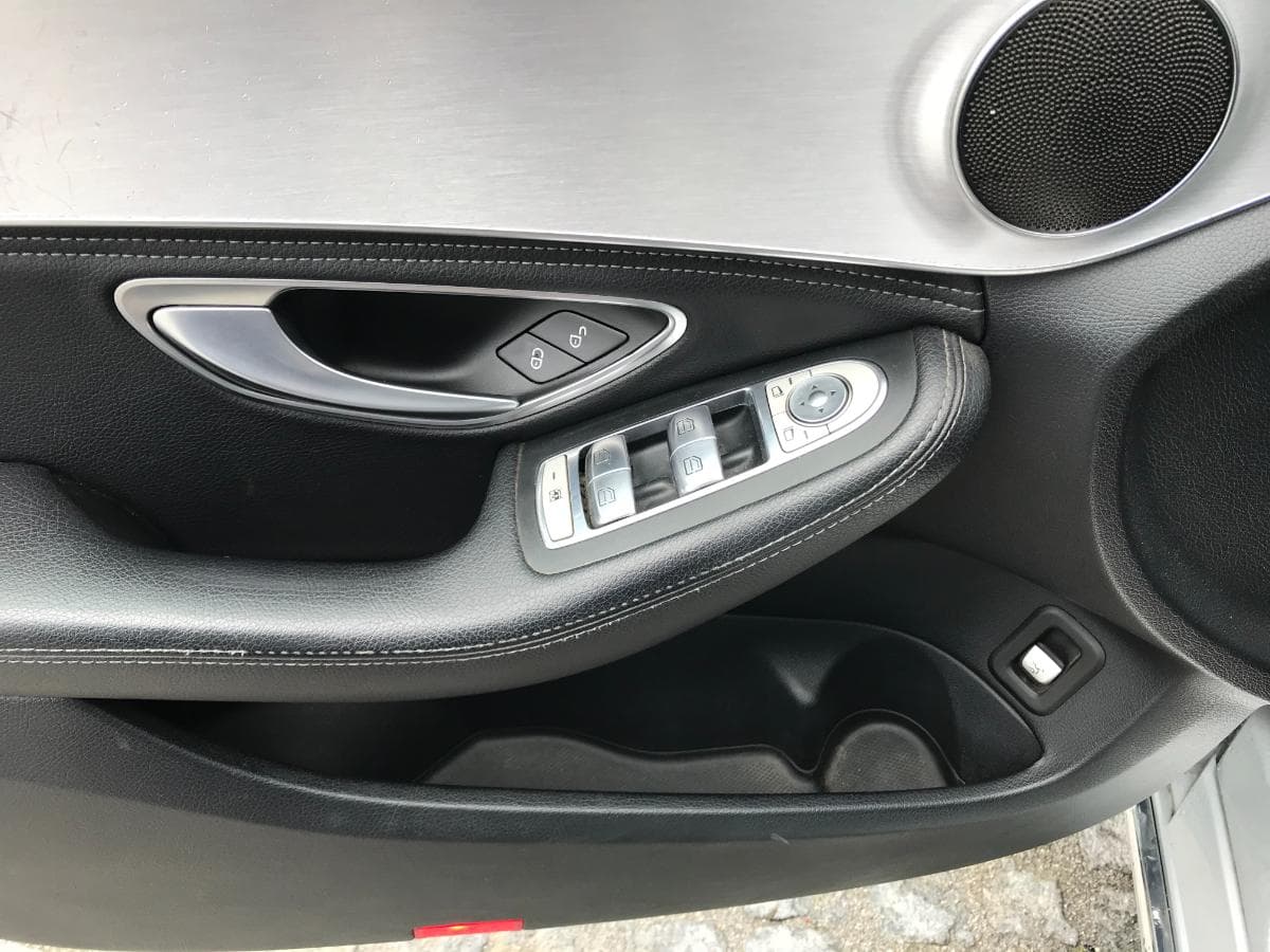 Mercedes-Benz C220 · Ano 2014 — imagem 25