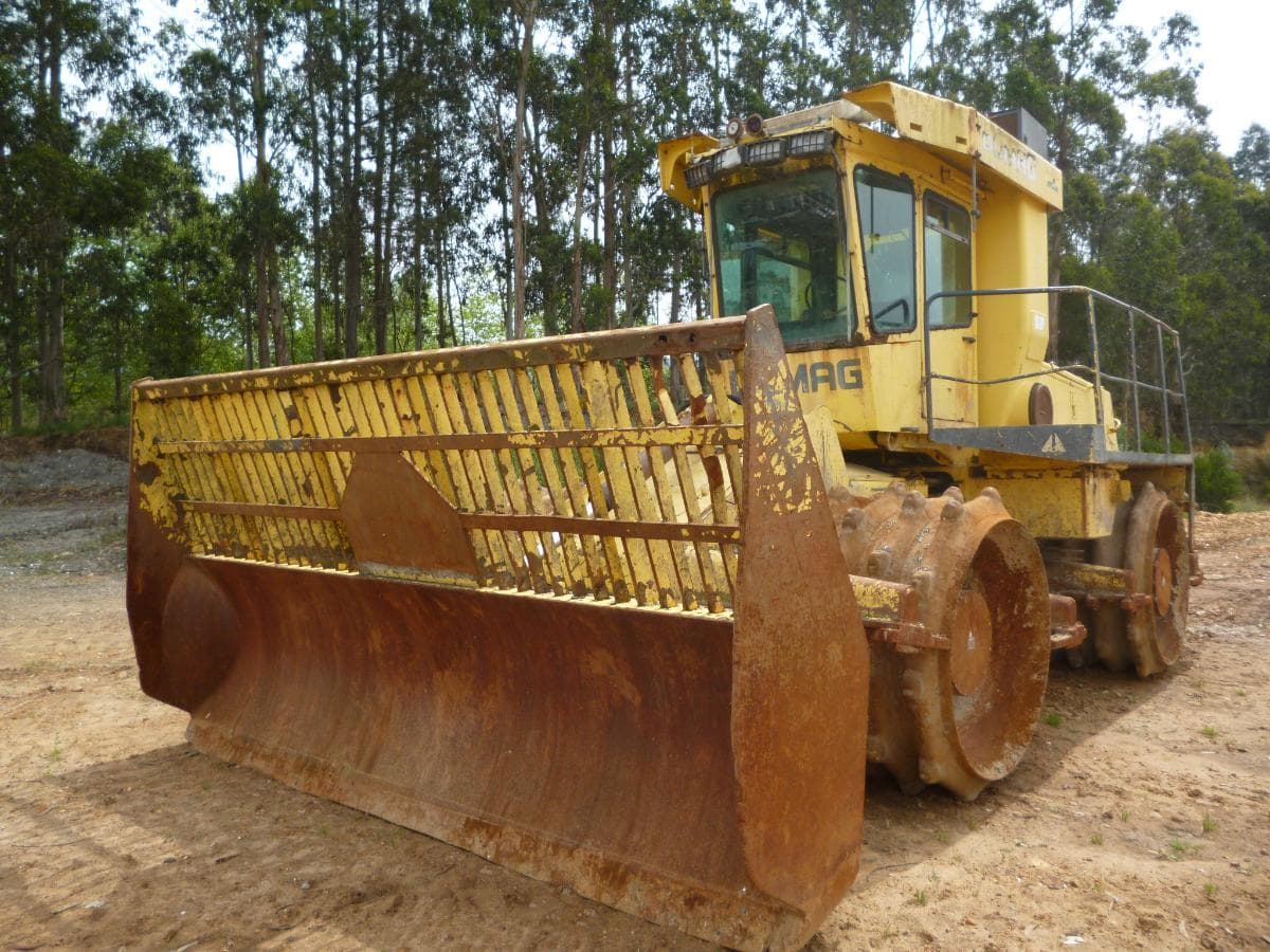 Compactador de Aterro