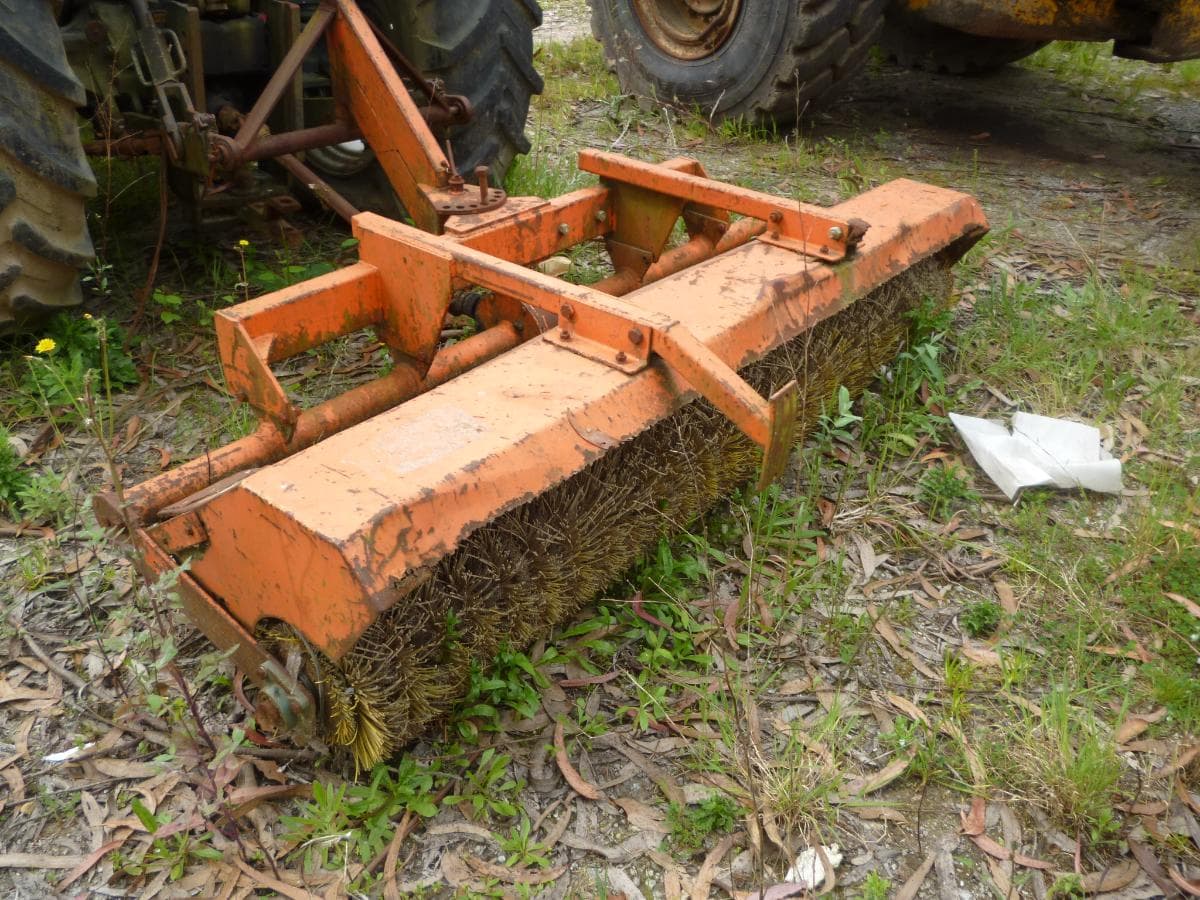 Tracteur agricole — image 9