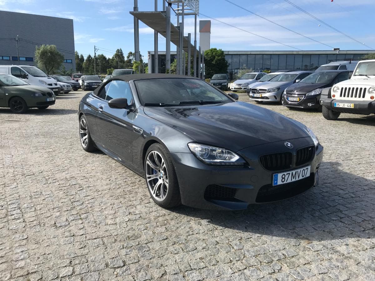 BMW M6 Cabrio · Ano 2012 — image 9