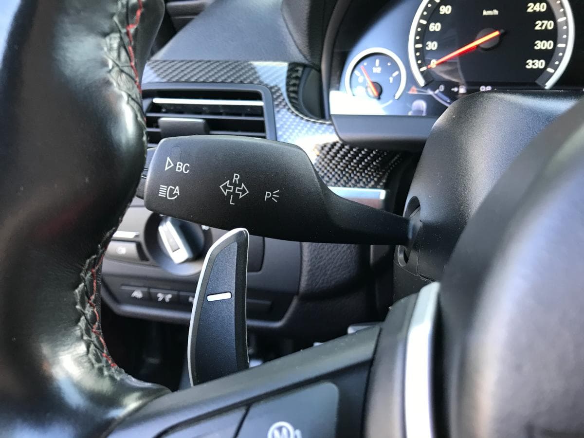 BMW M6 Cabrio · Ano 2012 — image 19