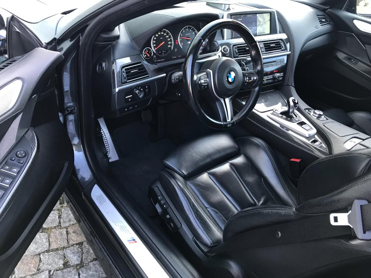 BMW M6 Cabrio · Ano 2012 — image 16