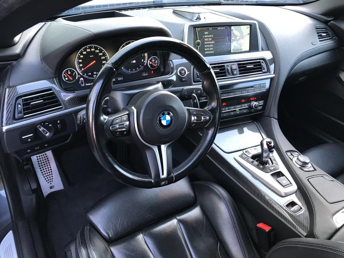 BMW M6 Cabrio · Ano 2012 — image 26