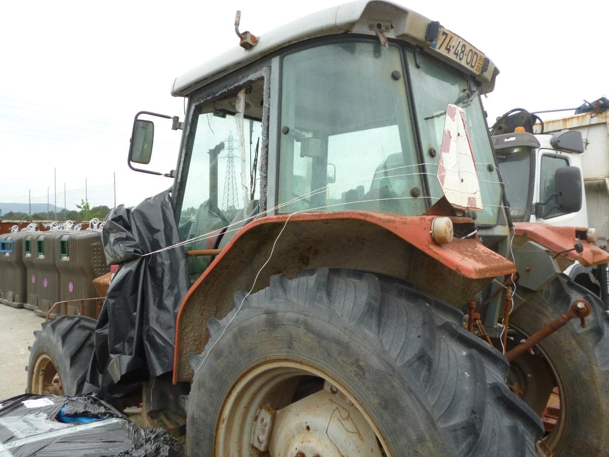 Tractor agrícola — imagen 2