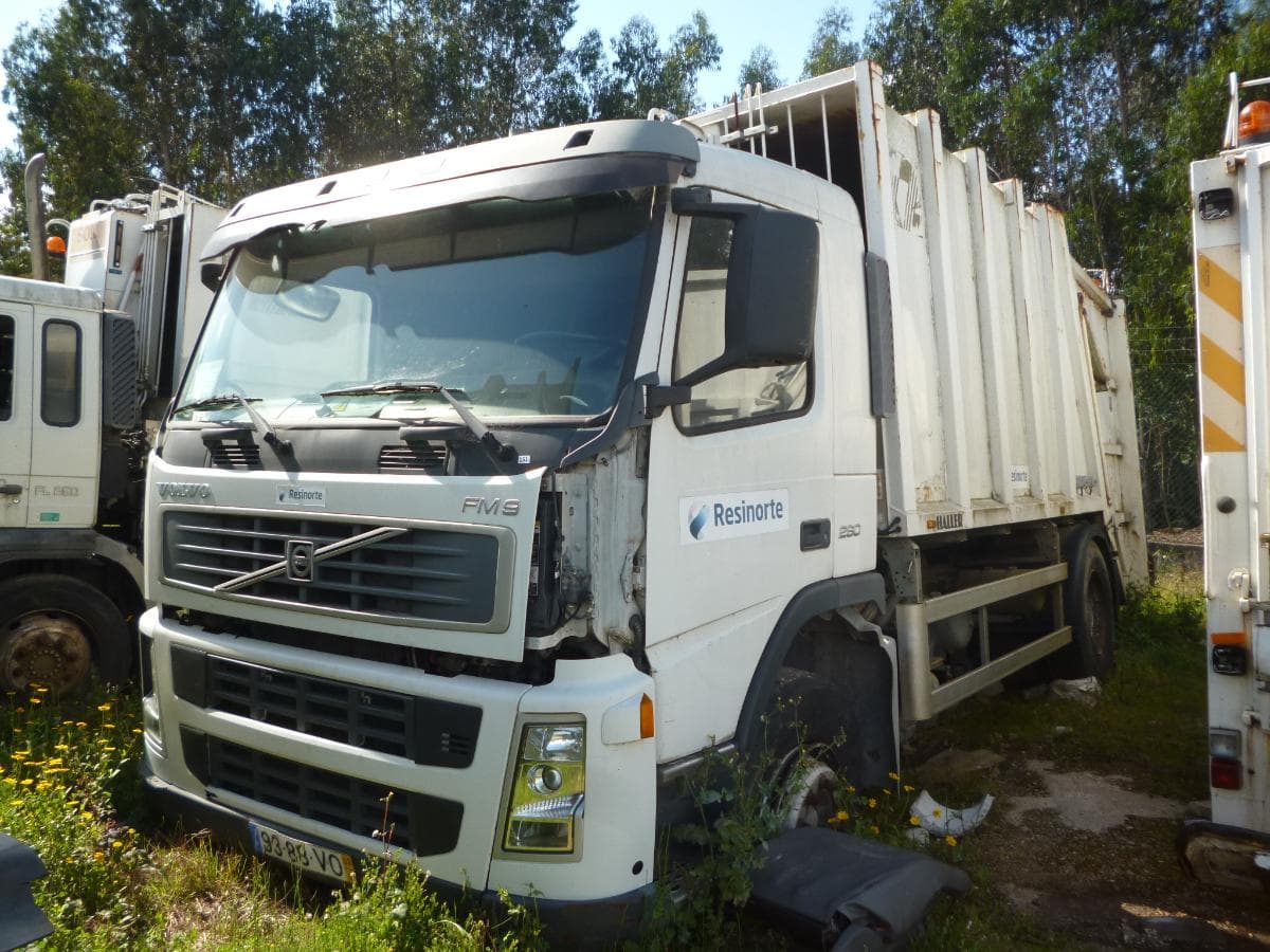VOLVO FM9 260 — imagen 1