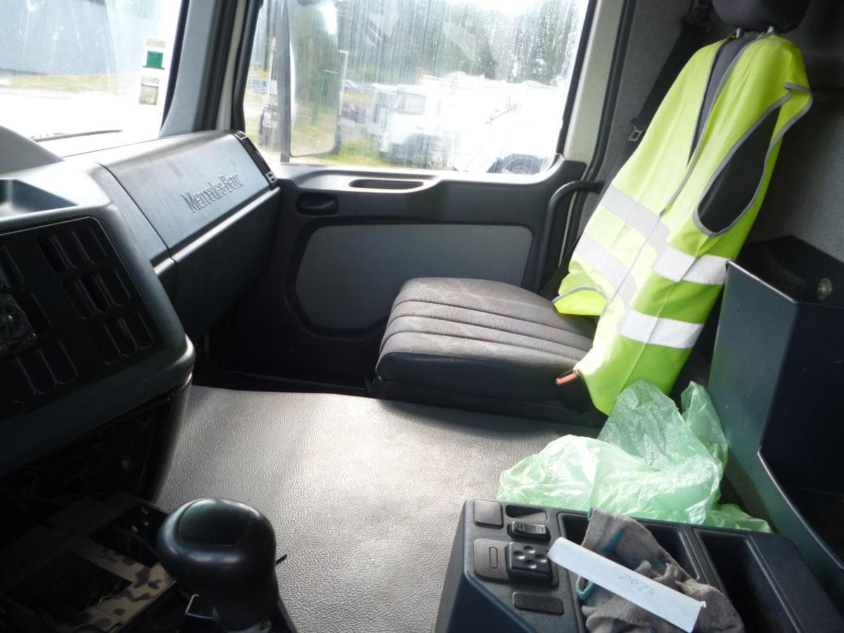 Mercedes-Benz ACTROS 3235 — imagem 8
