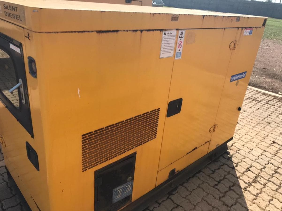Gerador Salient Diesel ST-20GF · — imagem 2