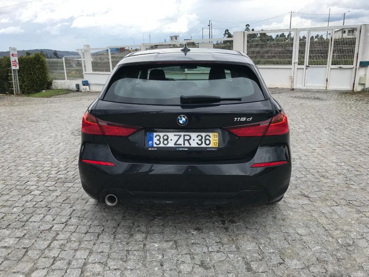 BMW 116D Sport · Ano 2019 — imagem 5