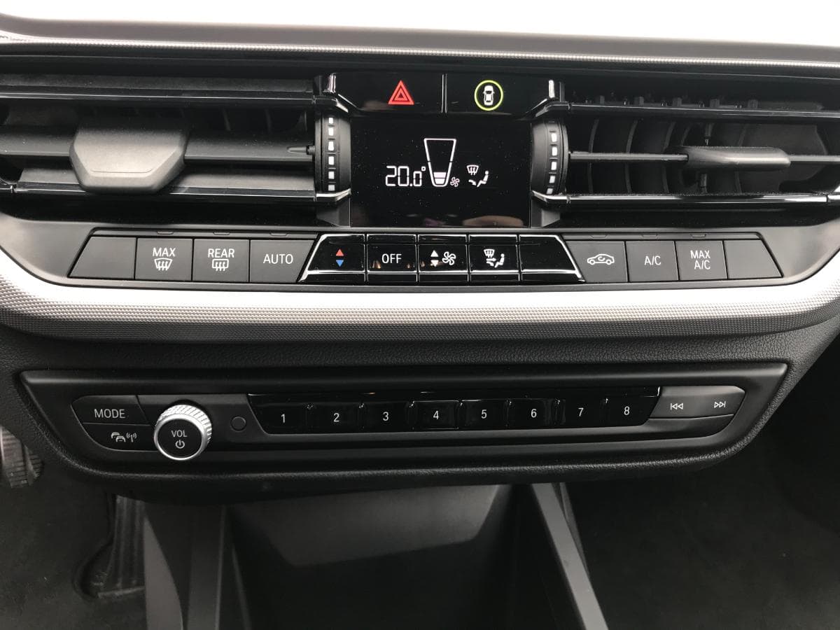 BMW 116D Sport · Ano 2019 — imagem 15