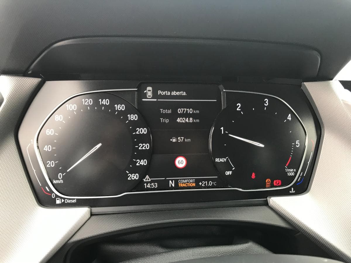 BMW 116D Sport · Ano 2019 — imagem 17
