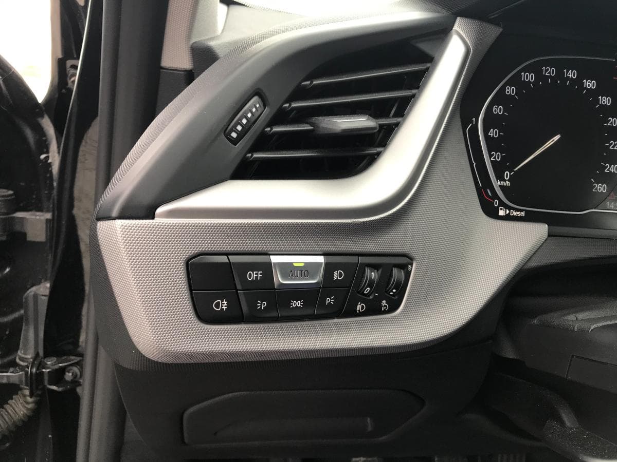 BMW 116D Sport · Ano 2019 — imagem 25