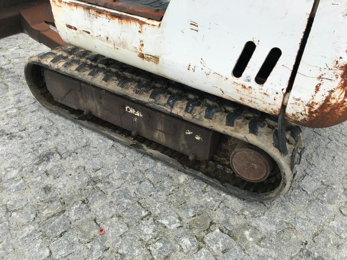 Mini Giratória Bobcat 325 G · Ano 2007 — imagem 5