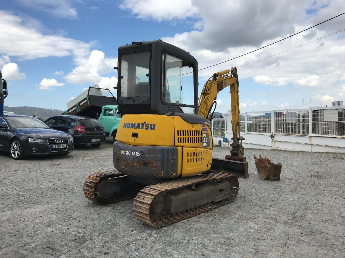 Mini Giratória Komatsu PC 30MR-1 — imagem 3