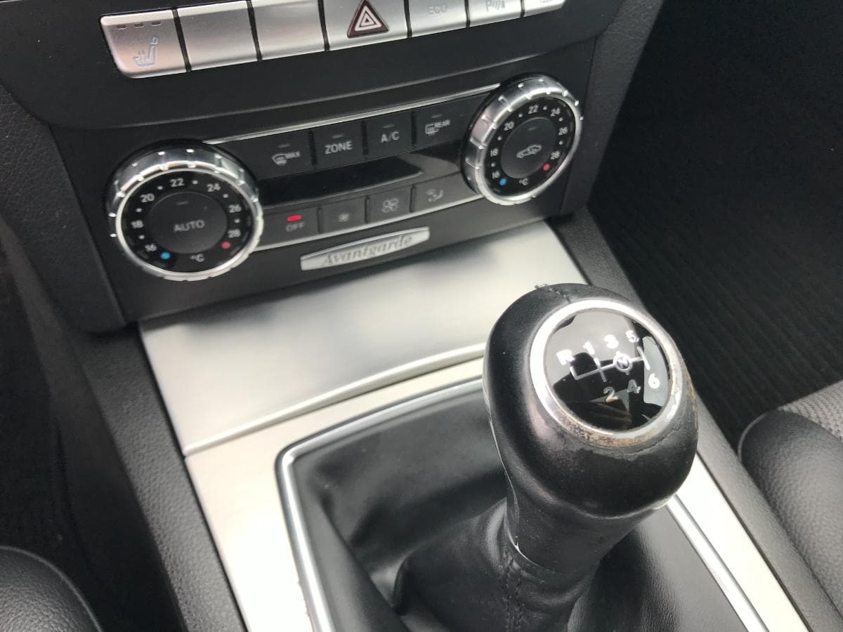 Mercedes-Benz C220 CDI · Ano 2012 — imagem 14