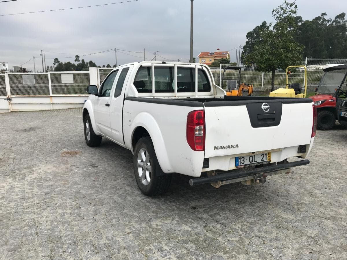Nissan Navarra Pick Up 2.5 · Ano 2015 — image 6