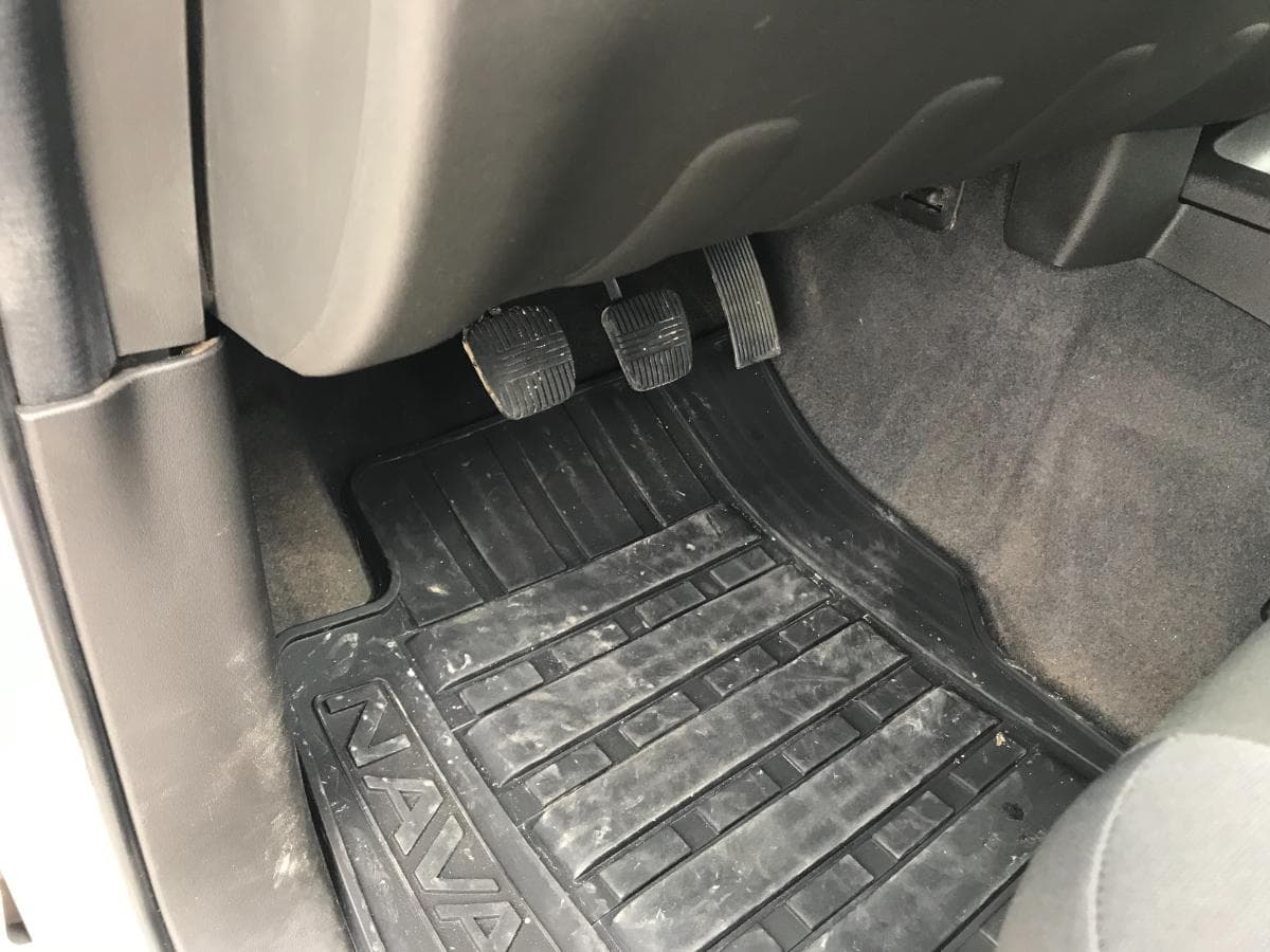 Nissan Navarra Pick Up 2.5 · Ano 2015 — image 13