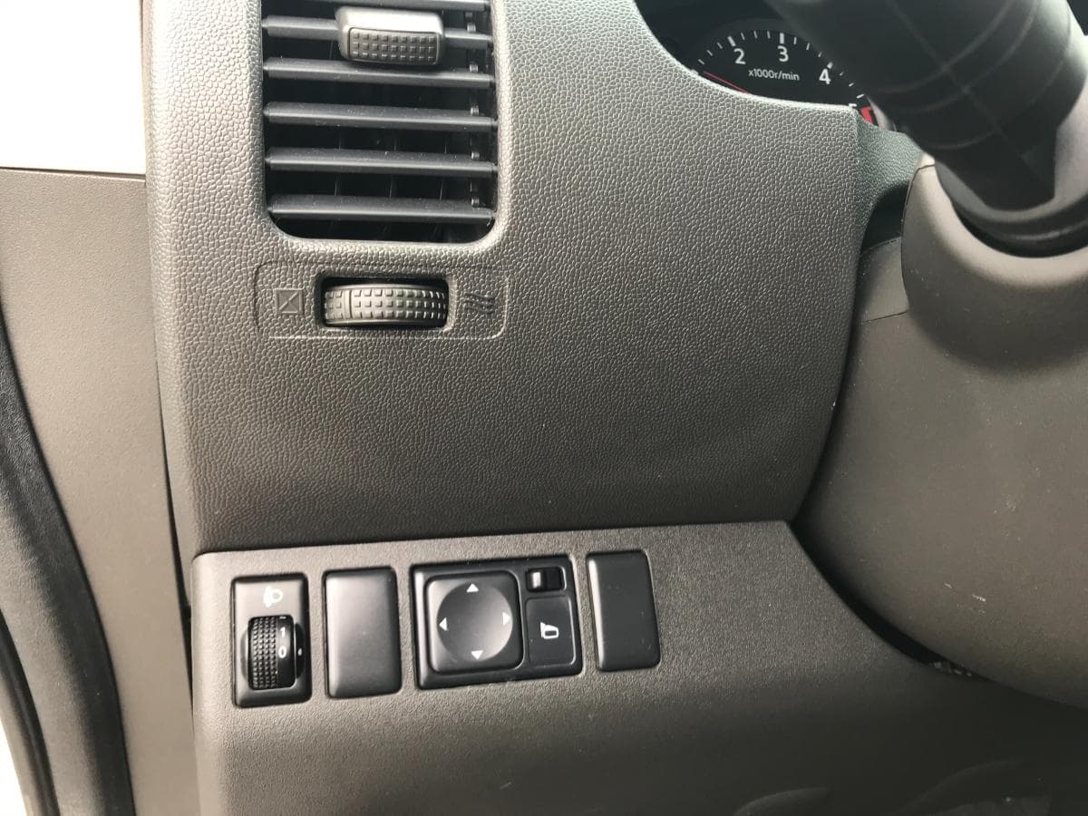 Nissan Navarra Pick Up 2.5 · Ano 2015 — image 20