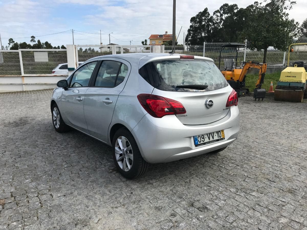 Opel Corsa 1.3 CDTI · Ano 2018 — image 4