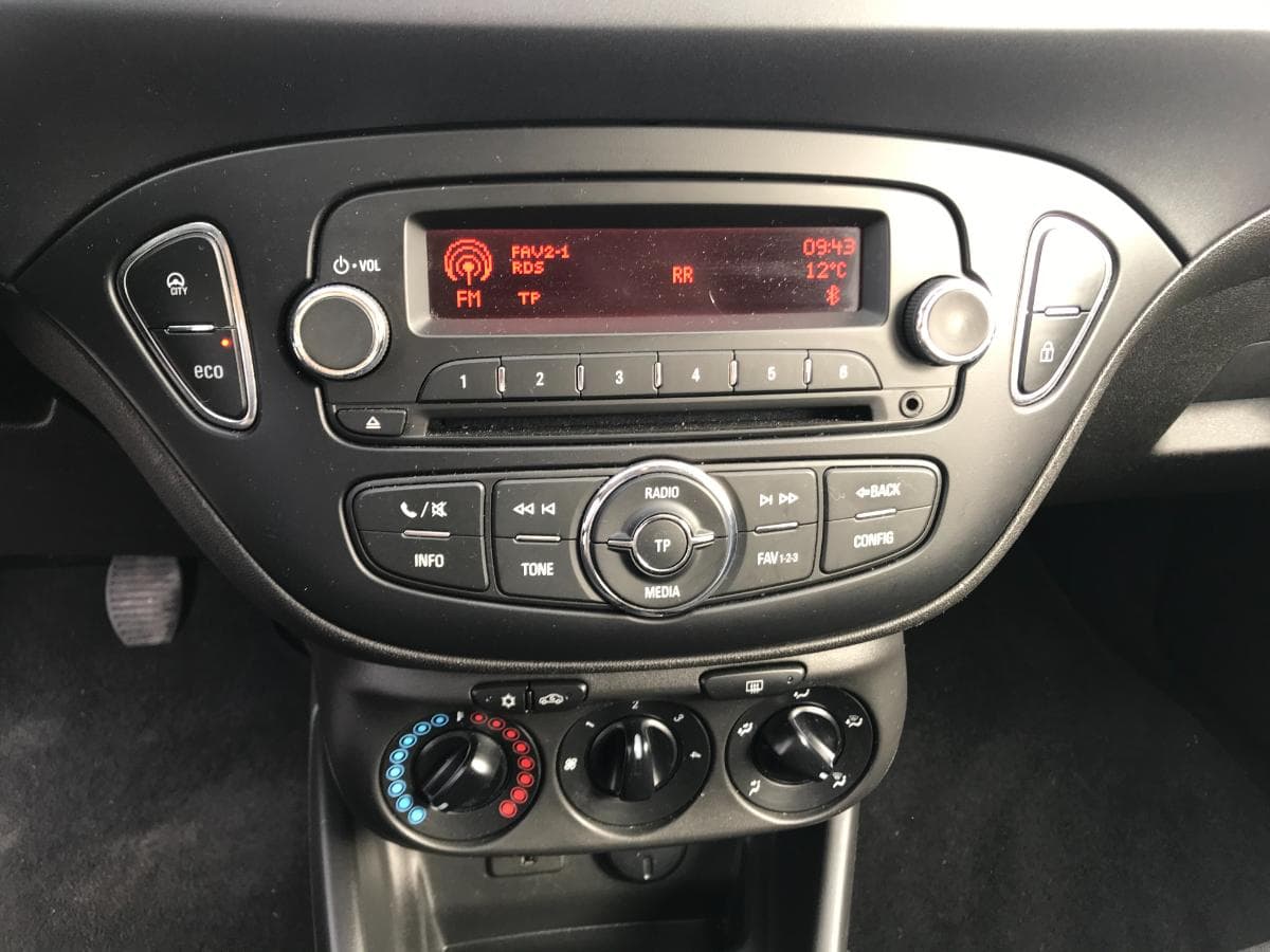 Opel Corsa 1.3 CDTI · Ano 2018 — image 14