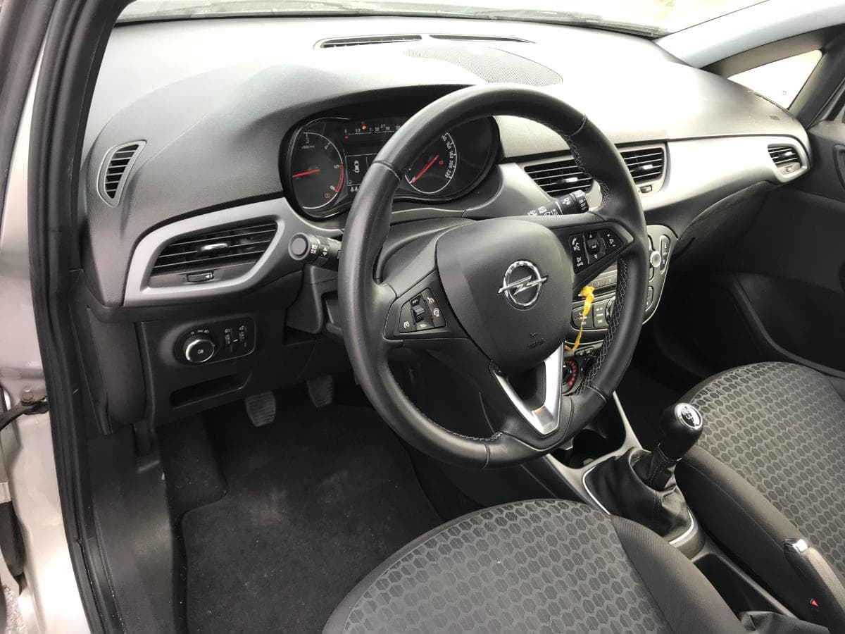 Opel Corsa 1.3 CDTI · Ano 2018 — image 16
