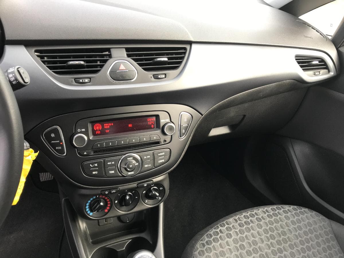 Opel Corsa 1.3 CDTI · Ano 2018 — image 17